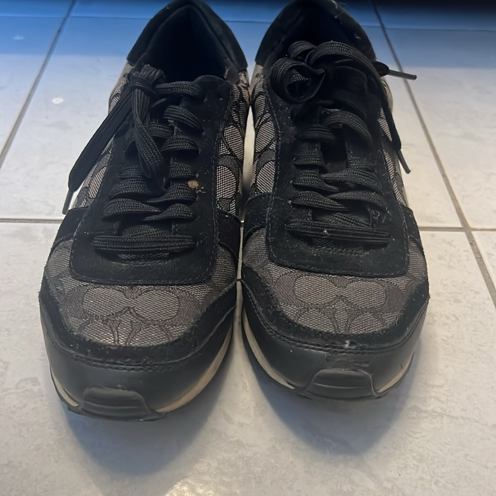 Used / Vintage Coach Black Suede trim Women Sneakers size 8.5 - Picture 8 of 8